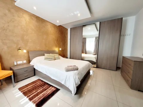 3 bed Apartment For Rent in Gzira, Gzira - thumb 9