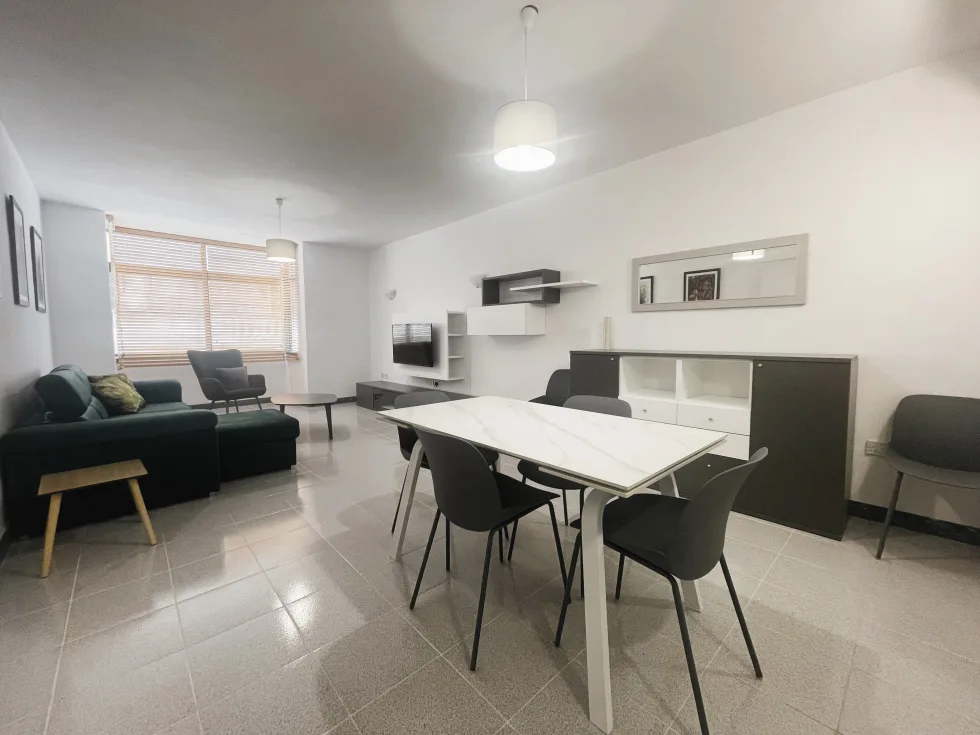 2 bed Apartment For Rent in Sliema, Sliema - thumb 2