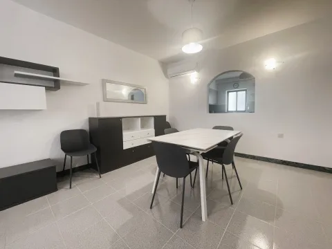 2 bed Apartment For Rent in Sliema, Sliema - thumb 3