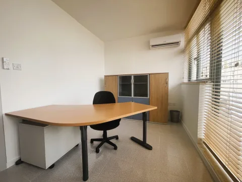 2 bed Apartment For Rent in Sliema, Sliema - thumb 6