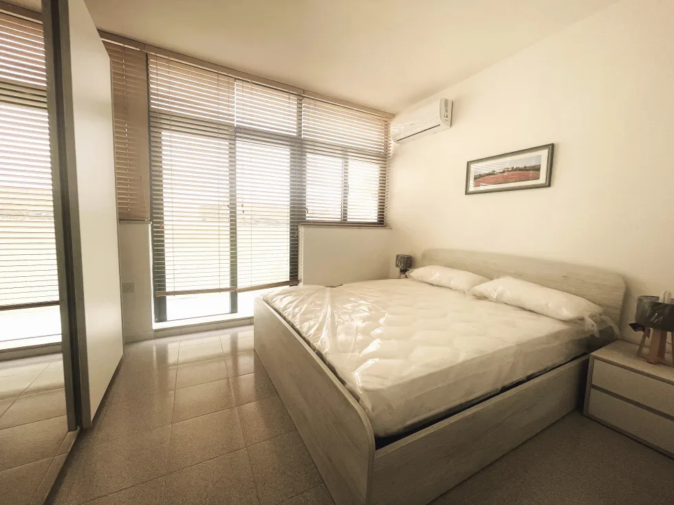 2 bed Apartment For Rent in Sliema, Sliema - thumb 8