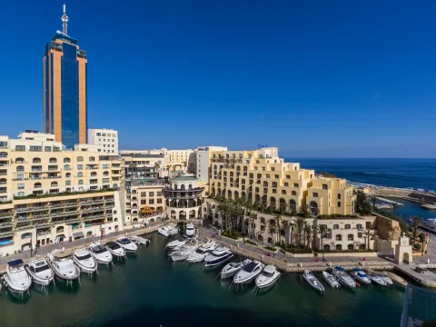 3 bed Penthouse For Sale in St Julian's, St Julian's - thumb 3