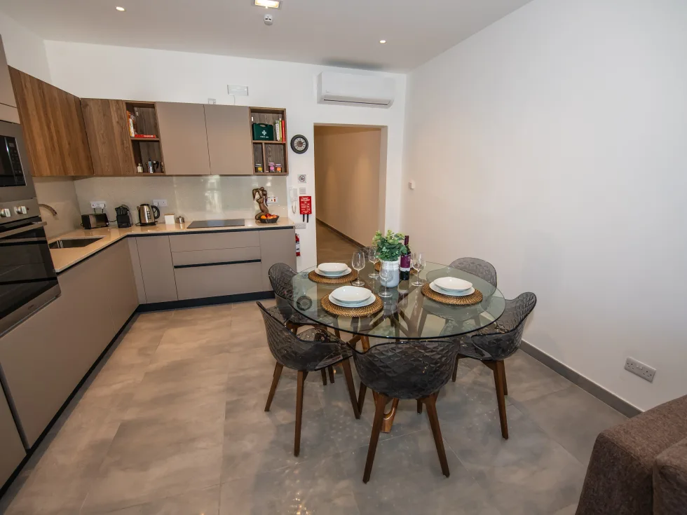 2 bed Apartment For Rent in St Julian's, St Julian's - thumb 4