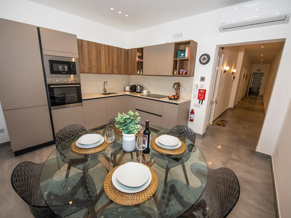 2 bed Apartment For Rent in St Julian's, St Julian's - thumb 5