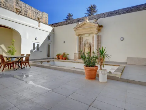 3 bed Town House For Sale in Naxxar, Naxxar - thumb 1