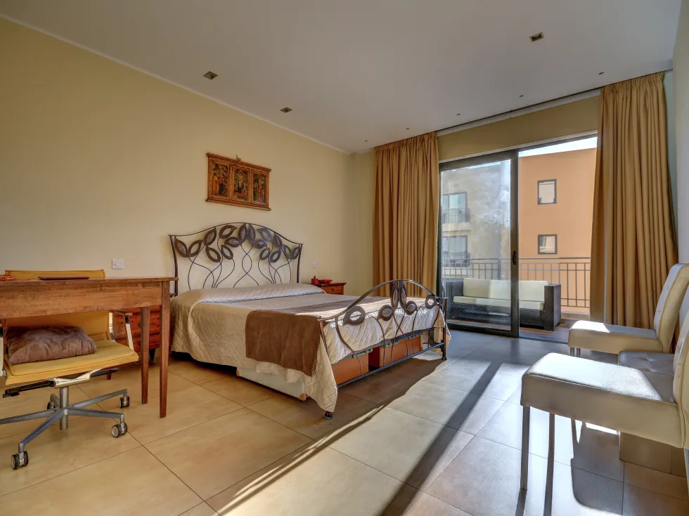 3 bed Apartment For Sale in St Julian's, St Julian's - thumb 11