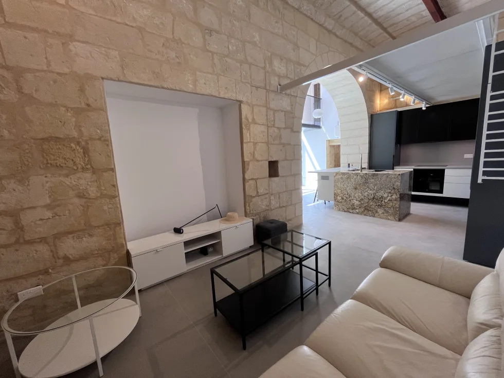 3 bed House of Character For Rent in Zebbug, Zebbug - thumb 10