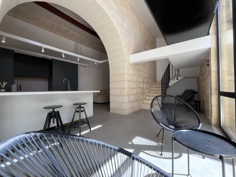 3 bed House of Character For Rent in Zebbug, Zebbug - thumb 2