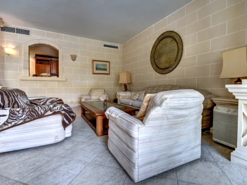 2 bed Apartment For Sale in St Julian's, St Julian's - thumb 8