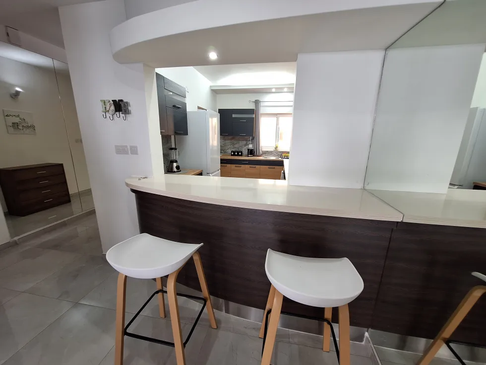 3 bed Apartment For Rent in Sliema, Sliema - thumb 6