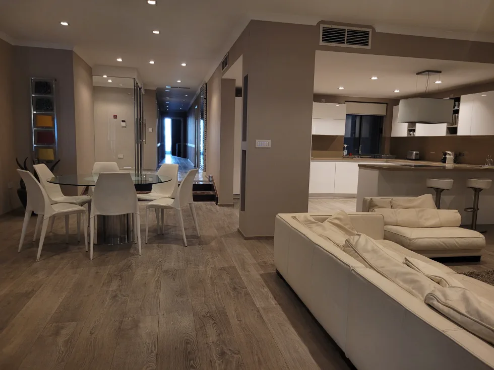 3 bed Apartment For Rent in St Julian's, St Julian's - thumb 4