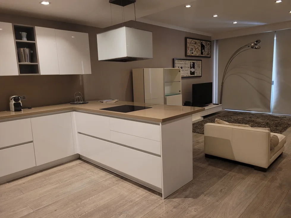 3 bed Apartment For Rent in St Julian's, St Julian's - thumb 6