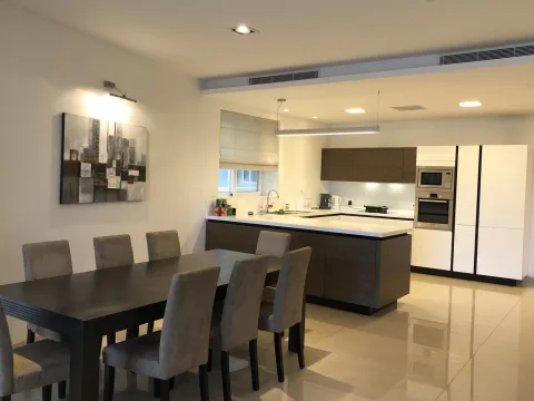 3 bed Apartment For Rent in Ta' Xbiex, Ta' Xbiex - thumb 7