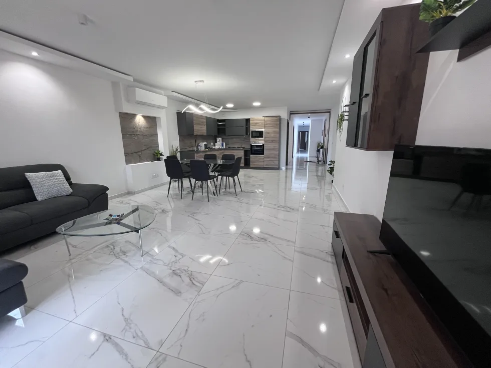 3 bed Apartment For Rent in San Gwann, San Gwann - thumb 4