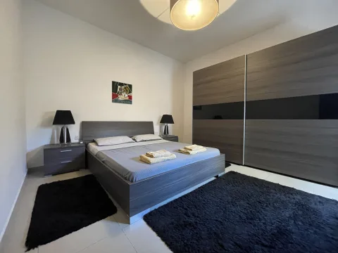 3 bed Apartment For Rent in Sliema, Sliema - thumb 4