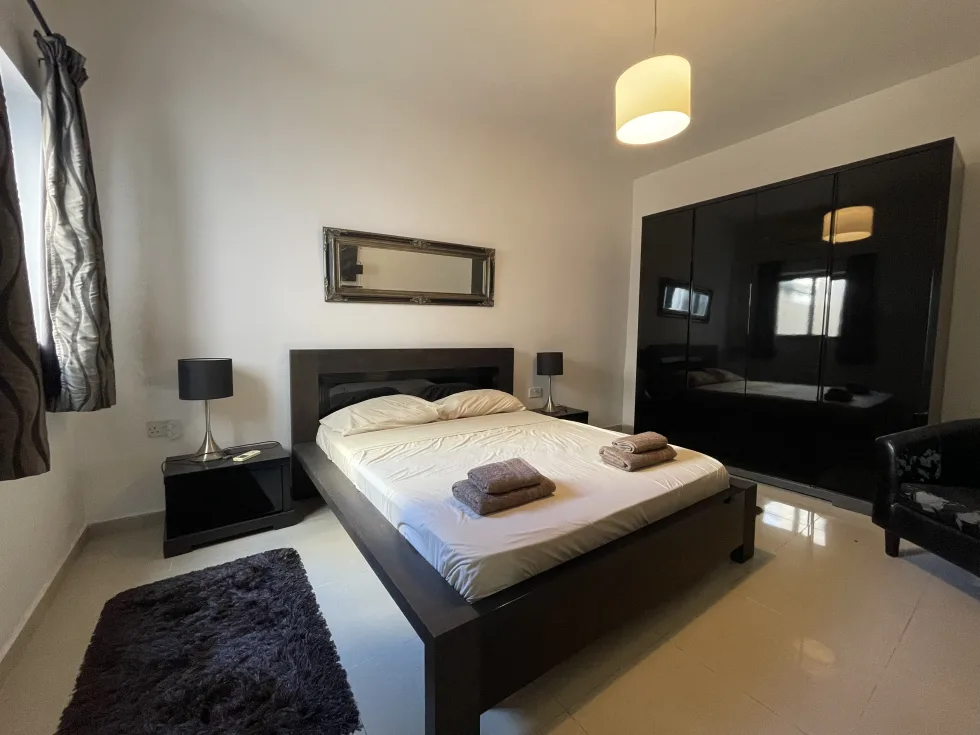 3 bed Apartment For Rent in Sliema, Sliema - thumb 5