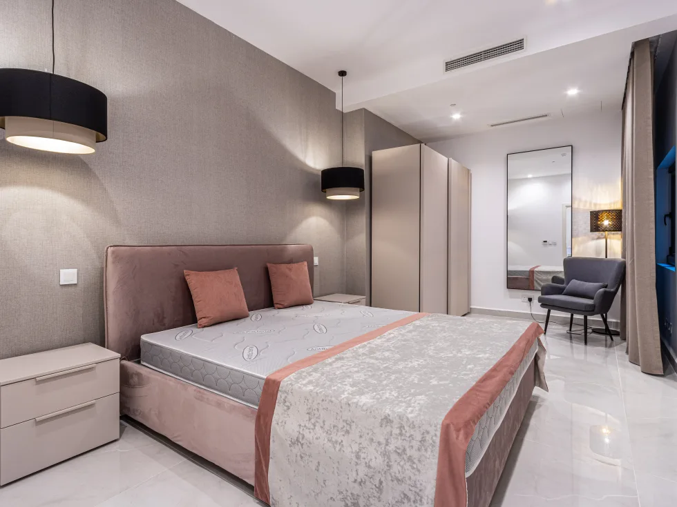 3 bed Apartment For Rent in Sliema, Sliema - thumb 9