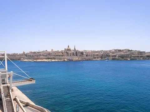 4 bed Apartment For Rent in Sliema, Sliema - thumb 1