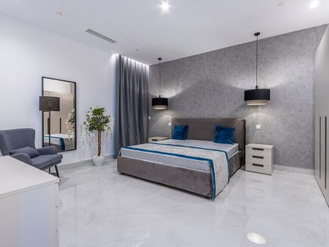 4 bed Apartment For Rent in Sliema, Sliema - thumb 12