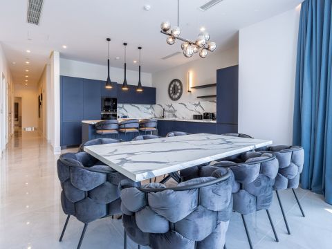 4 bed Apartment For Rent in Sliema, Sliema - thumb 8