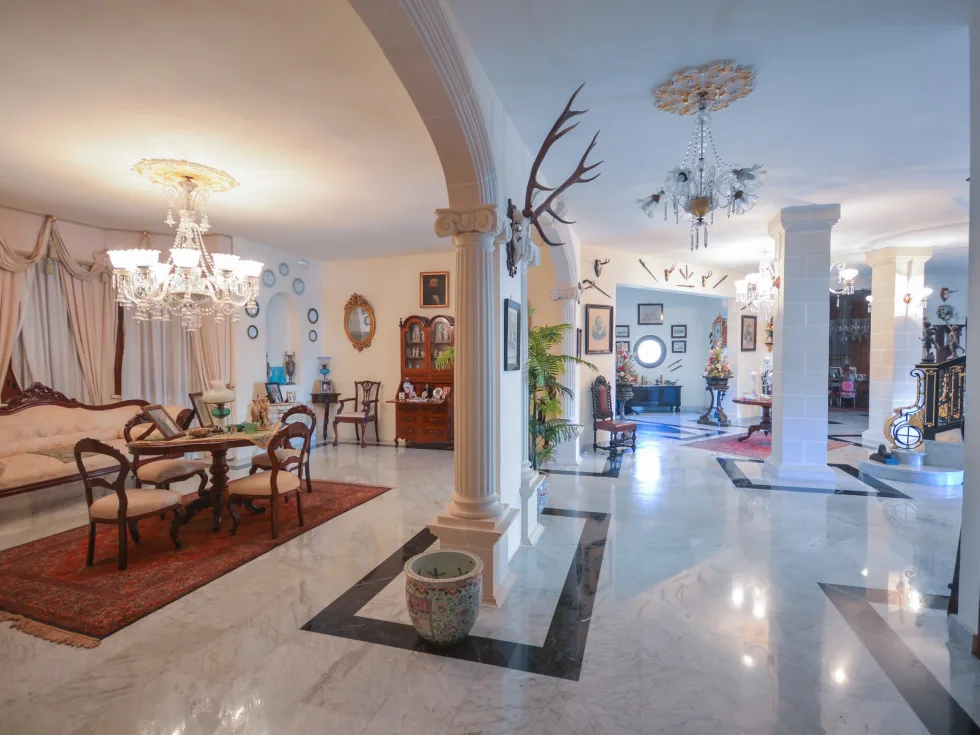 10 bed Villa For Sale in Madliena, Madliena - thumb 5