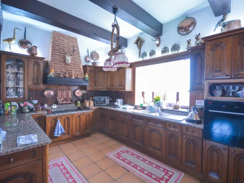 10 bed Villa For Sale in Madliena, Madliena - thumb 8