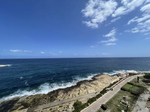 4 bed Apartment For Rent in Sliema, Sliema - thumb 1