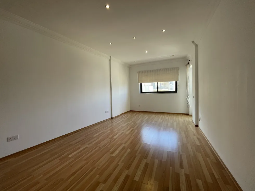 4 bed Apartment For Rent in Sliema, Sliema - thumb 8