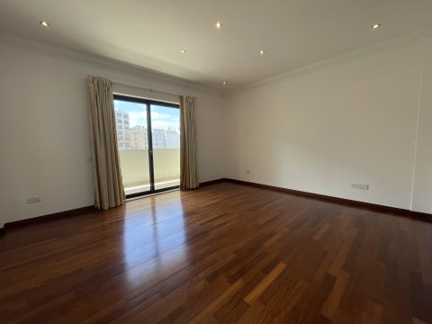 4 bed Apartment For Rent in Sliema, Sliema - thumb 9