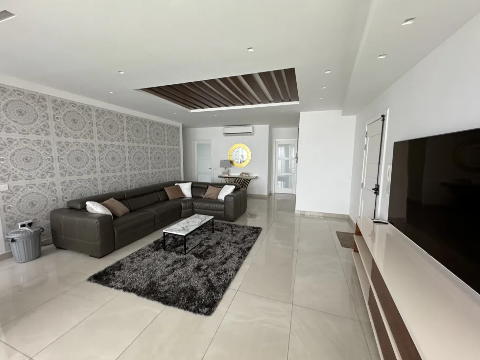 3 bed Penthouse For Rent in Mosta, Mosta - thumb 2