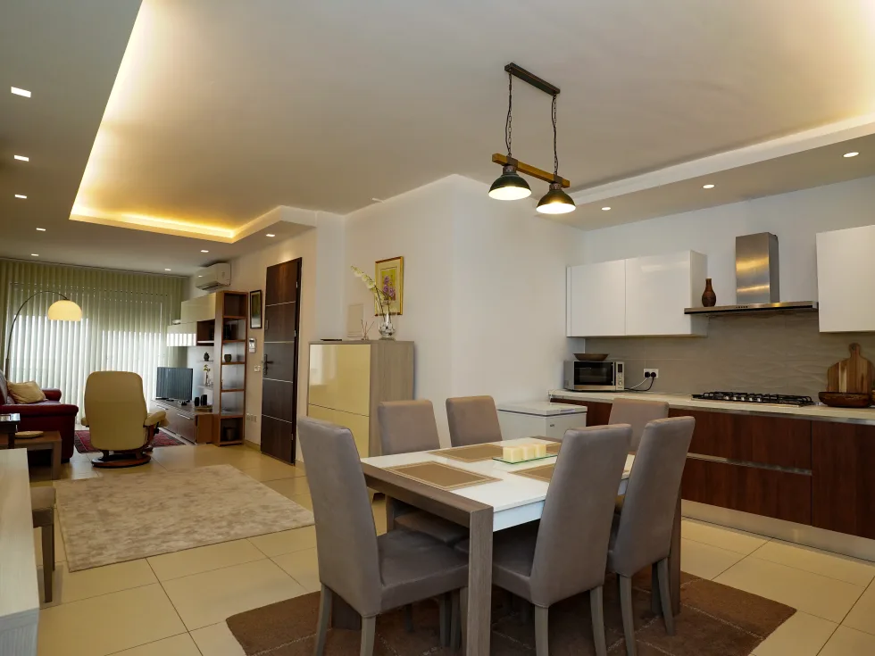 3 bed Penthouse For Rent in Sliema, Sliema - thumb 4