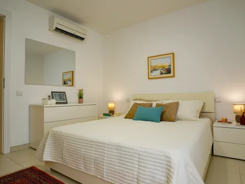 3 bed Penthouse For Rent in Sliema, Sliema - thumb 6