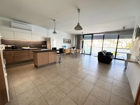 3 bed Apartment For Rent in St Paul's Bay, St Paul's Bay - thumb 9