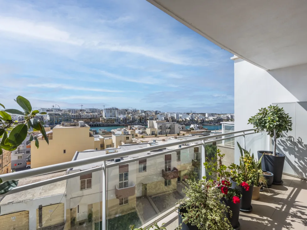 2 bed Apartment For Rent in Marsascala, Marsascala - thumb 2