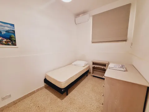 3 bed Maisonette For Rent in St Julian's, St Julian's - thumb 7