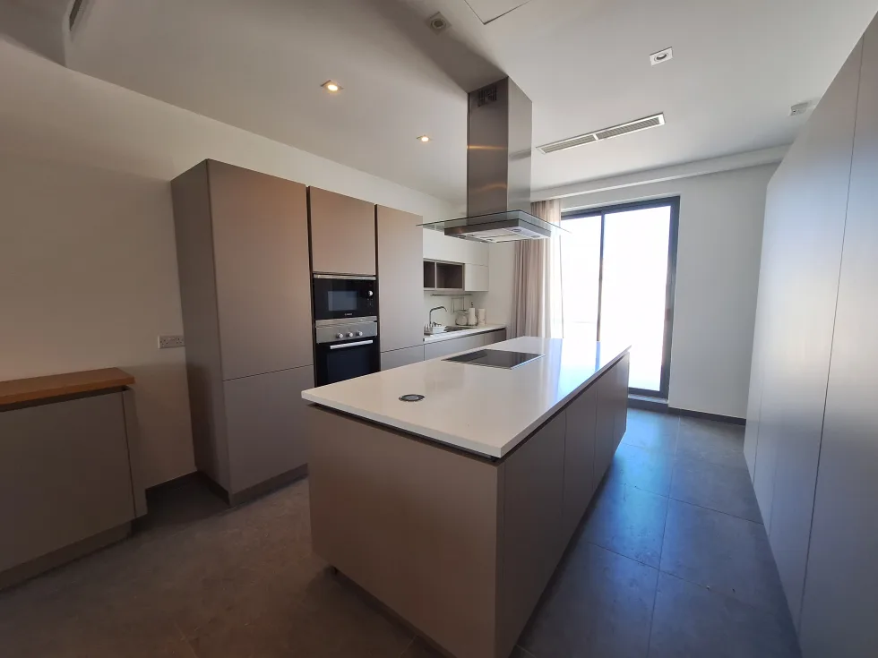 2 bed Apartment For Rent in Sliema, Sliema - thumb 4