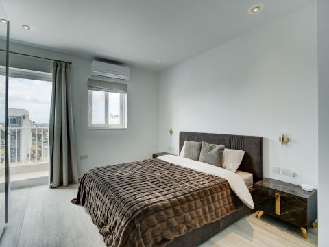 2 bed Penthouse For Rent in St Julian's, St Julian's - thumb 13