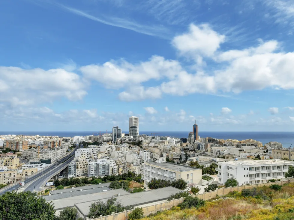 2 bed Penthouse For Rent in St Julian's, St Julian's - thumb 7