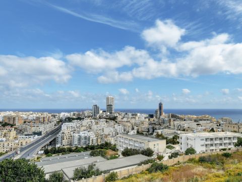 2 bed Penthouse For Rent in St Julian's, St Julian's - thumb 7