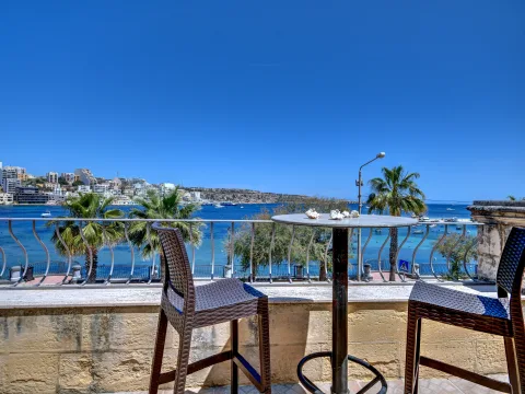 5 bed Villa For Sale in St Paul's Bay, St Paul's Bay - thumb 2