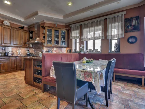 5 bed Villa For Sale in St Paul's Bay, St Paul's Bay - thumb 7