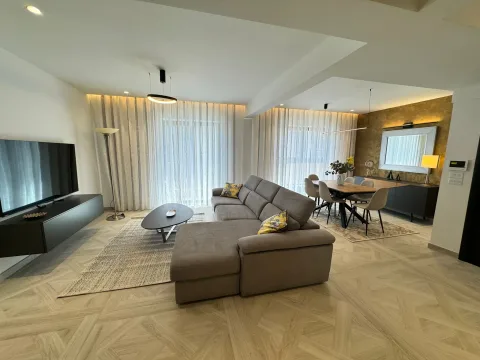 2 bed Apartment For Rent in Sliema, Sliema - thumb 3