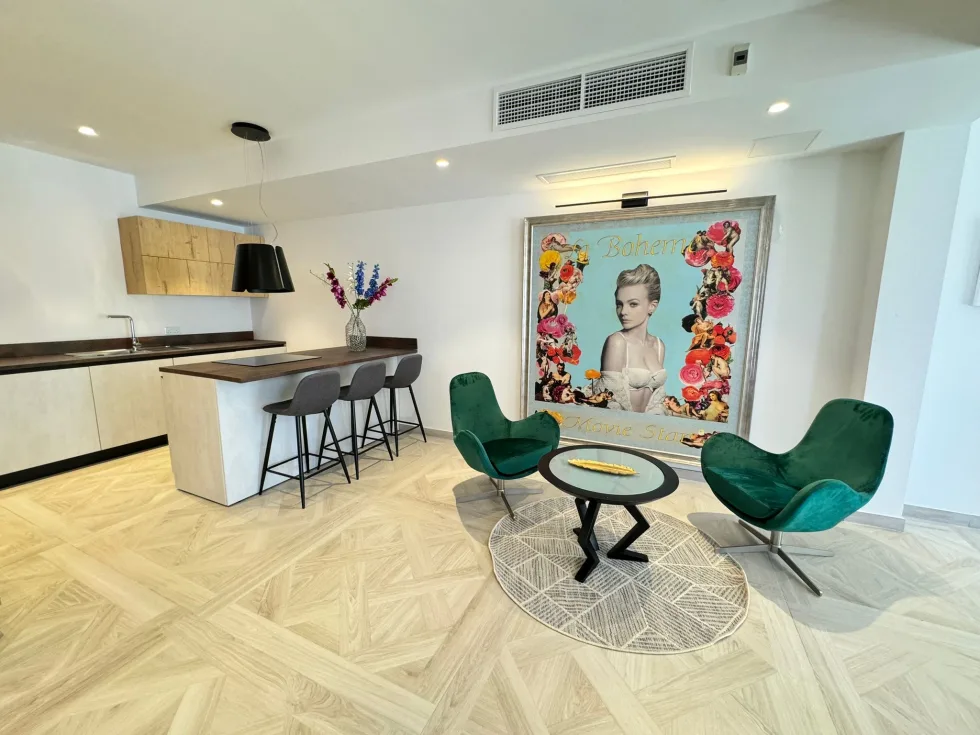 2 bed Apartment For Rent in Sliema, Sliema - thumb 7