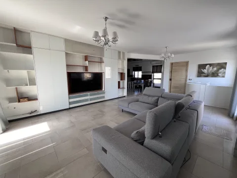 4 bed Penthouse For Rent in Lija, Lija - thumb 3