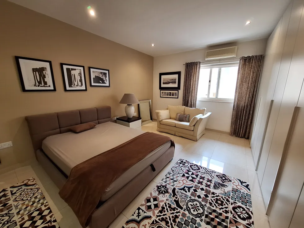 3 bed Apartment For Rent in Sliema, Sliema - thumb 8