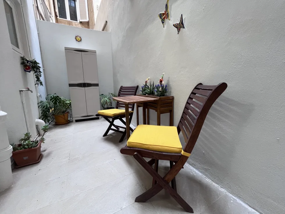 2 bed Maisonette For Rent in Sliema, Sliema - thumb 3