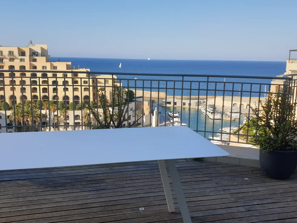 3 bed Penthouse For Sale in St Julian's, St Julian's - thumb 2