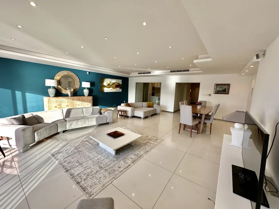 3 bed Apartment For Rent in Sliema, Sliema - thumb 3