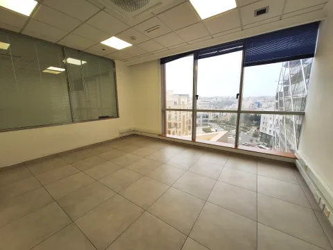 0 bed Office For Rent in St Julian's, St Julian's - thumb 7