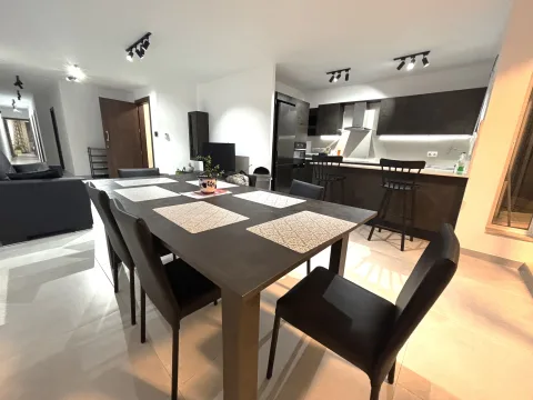 3 bed Apartment For Rent in Naxxar, Naxxar - thumb 1